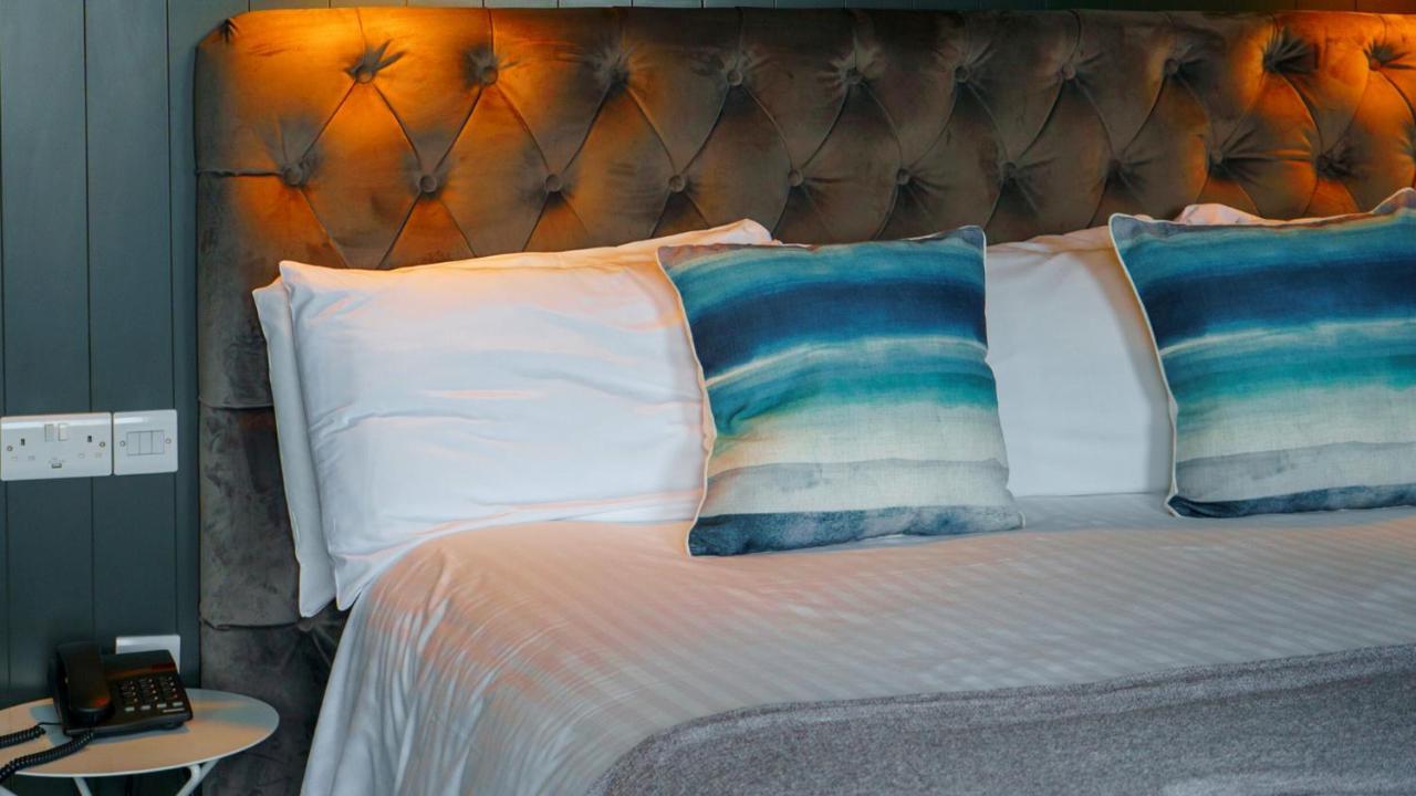 Marine Hotel Ballycastle Extérieur photo