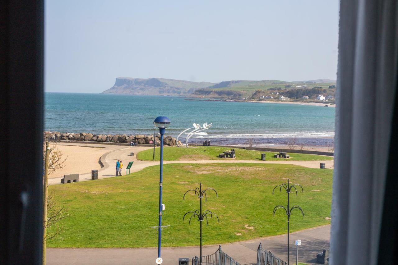 Marine Hotel Ballycastle Extérieur photo